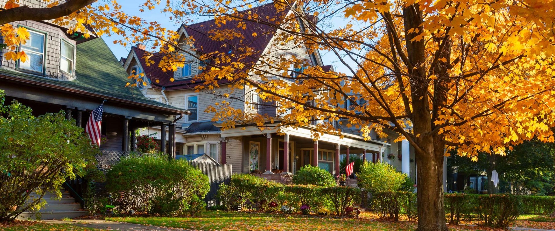 Should you paint your house in the fall?