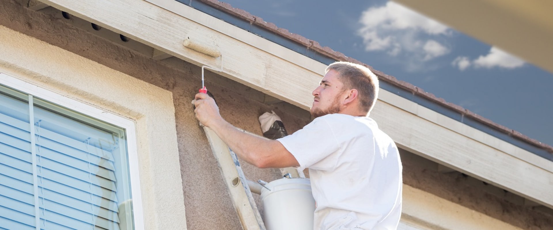 5 Ways to Save Money by Hiring Professional Painters